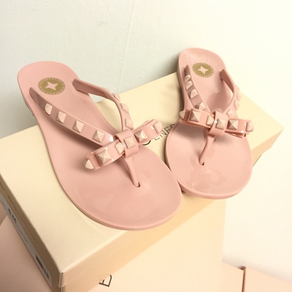 BCBGeneration Bow Rockstud Pink Jelly Flip-flops - Picture 5 of 5